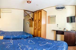 Гостиница Форт Апатур Тамань Стандартный двухместный номер с 2 отдельными кроватями и видом на море-3